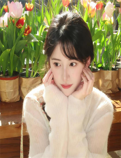 是男人就坚持5秒_国产美女视频免费高清视频_韩国31岁女星车速102码撞死外卖员