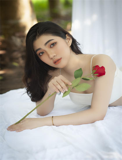 日本特爽特黄特刺激大片_五月网天天综合网_女房客1975意大利电影在线观看